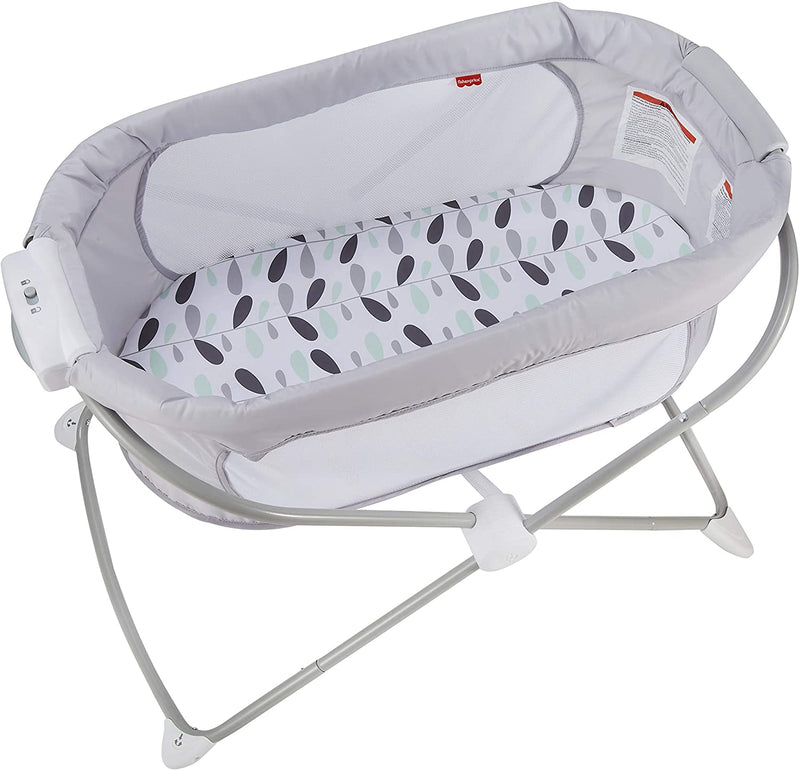 Fisher-Price Soothing View Bassinet Climbing Leaves, folding