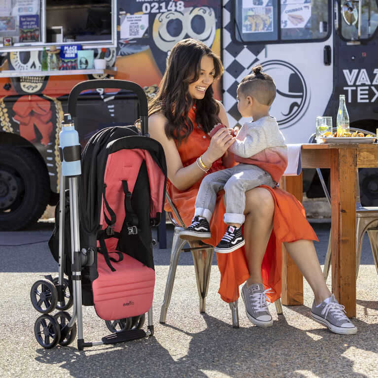 evenflo reversi stroller canada Evenflo Reversi Lightweight Stroller