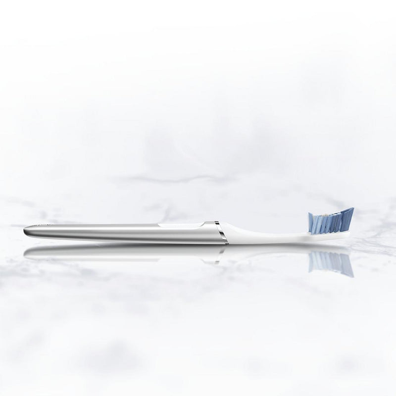 Oral-B Clic Manual Toothbrush Starter Pack, 2 pk.